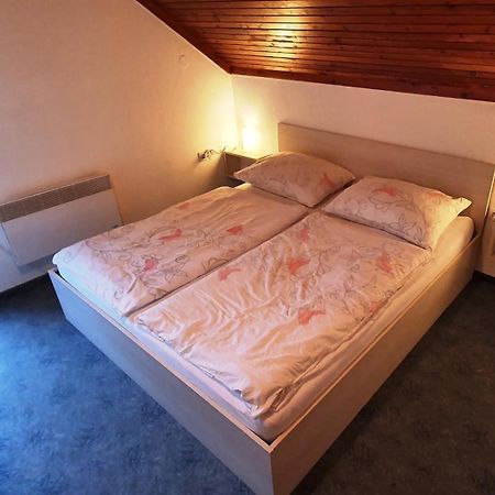Apartments And Rooms Milena ครานสกา โกรา ห้อง รูปภาพ